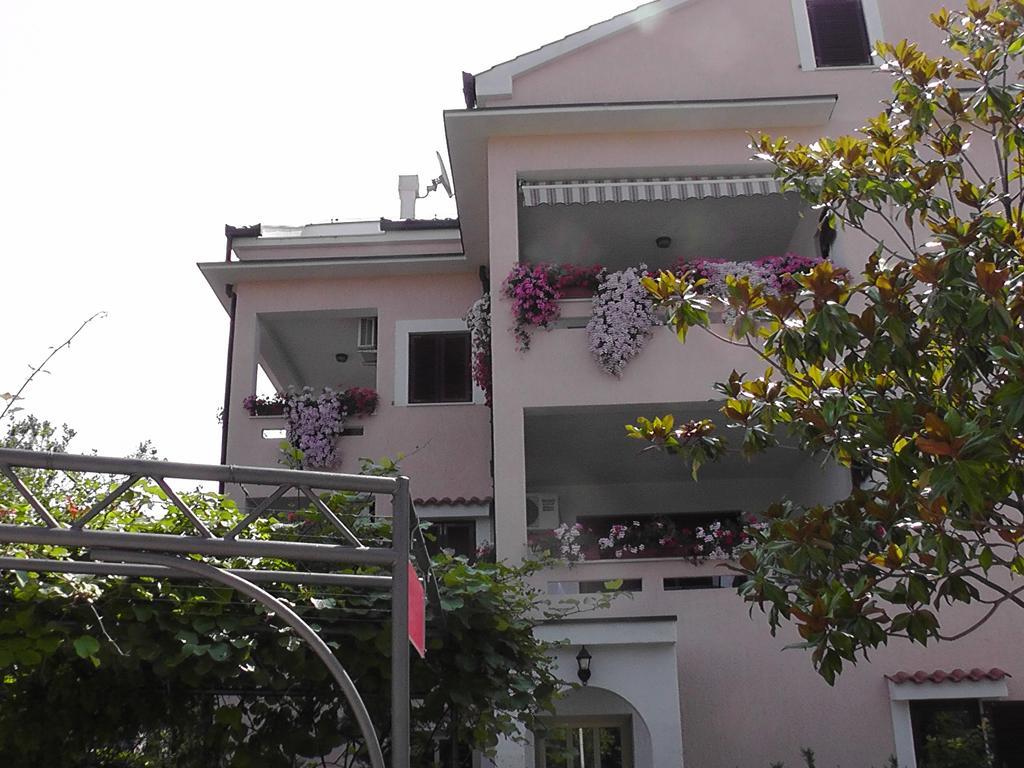Lavanda 3 Njivice Exterior foto
